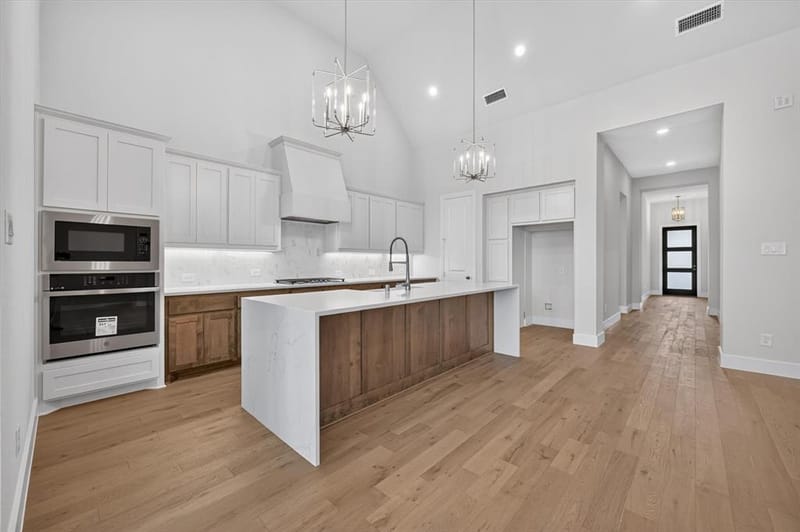 9821 Morning Cloak Drive, Denton TX 76207 - Photo 6