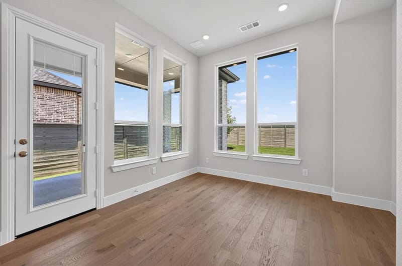 9821 Morning Cloak Drive, Denton TX 76207 - Photo 17
