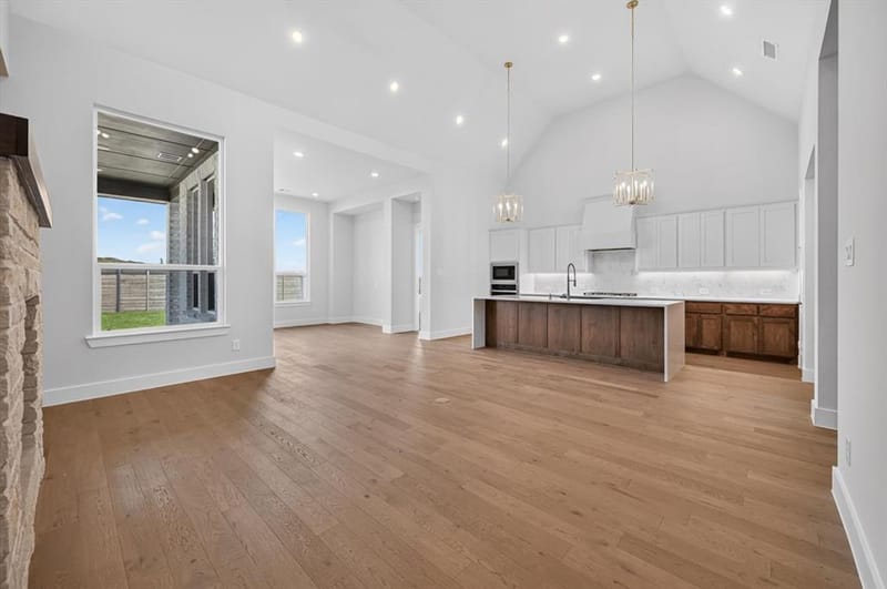 9821 Morning Cloak Drive, Denton TX 76207 - Photo 8