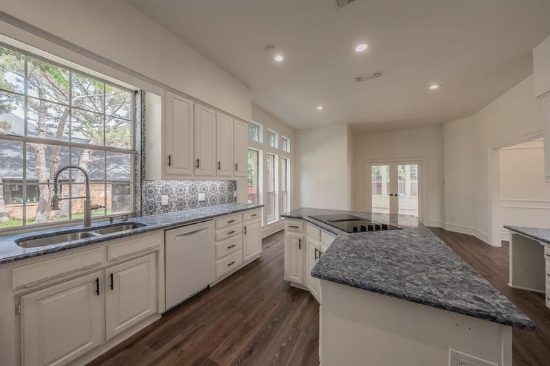 543 Timber Ridge Drive, Trophy Club TX 76262 - Photo 9
