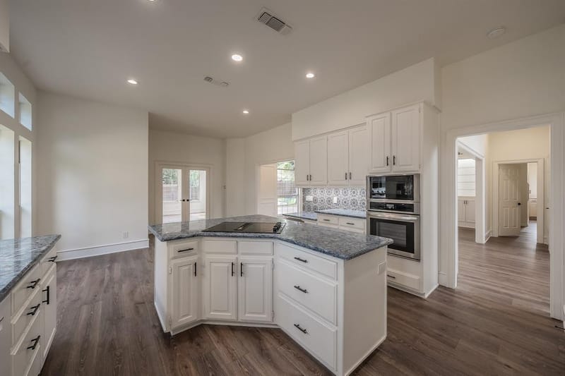 543 Timber Ridge Drive, Trophy Club TX 76262 - Photo 11