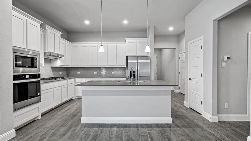 2513 STARLING Street, Denton TX 76205 - Photo 3