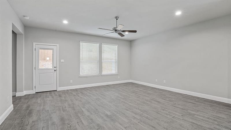 2513 STARLING Street, Denton TX 76205 - Photo 14