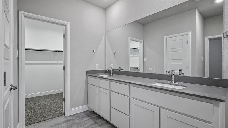 2513 STARLING Street, Denton TX 76205 - Photo 19