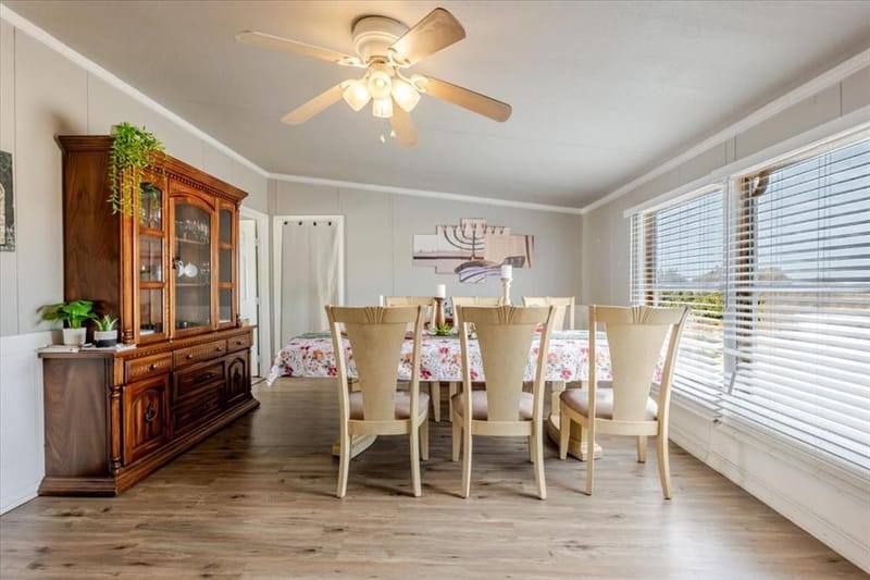 5206 Buttercup Court, Granbury TX 76049 - Photo 6
