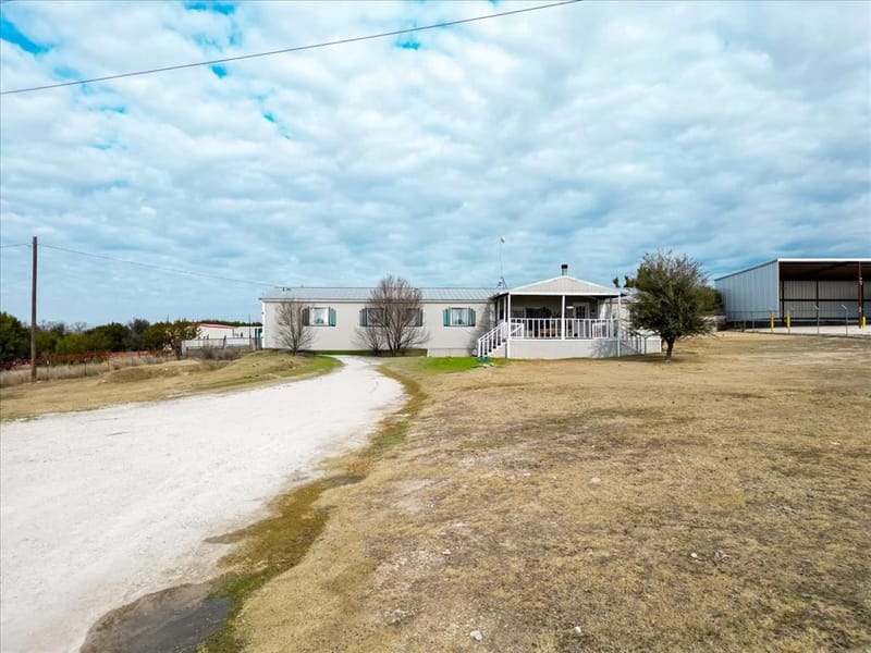 5206 Buttercup Court, Granbury TX 76049 - Photo 20