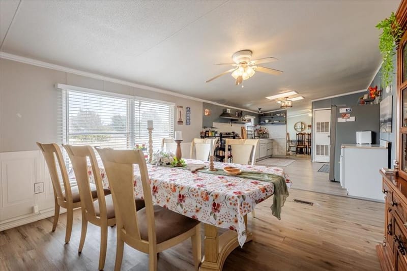 5206 Buttercup Court, Granbury TX 76049 - Photo 8