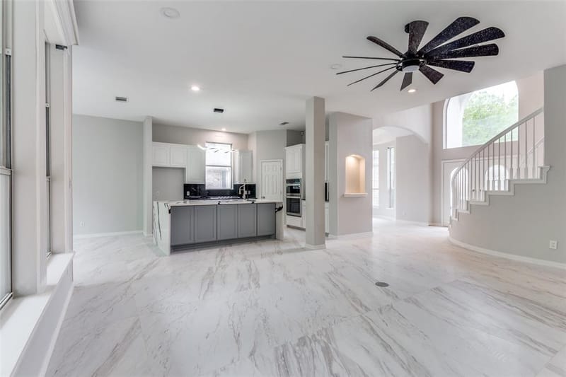 6315 Millwood Court, Arlington TX 76016 - Photo 9