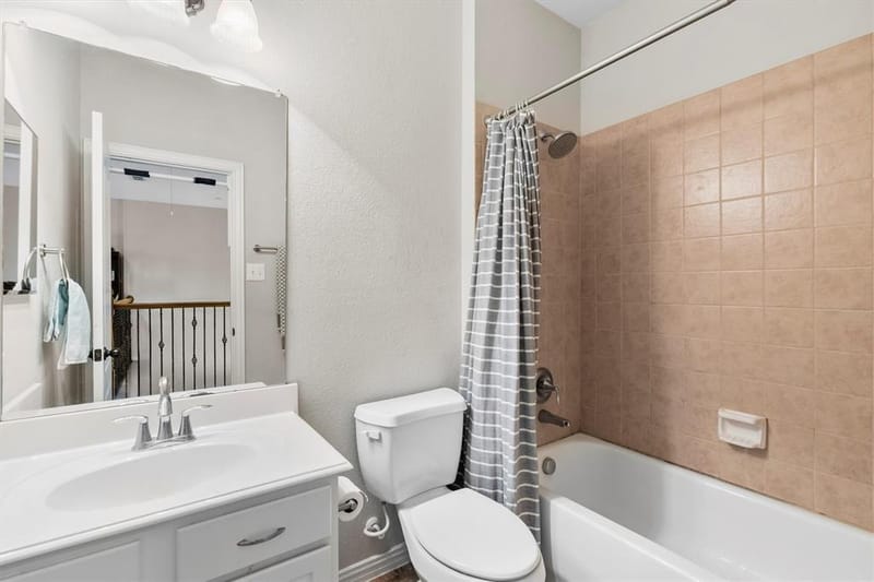 834 Apple Hill Drive, Allen TX 75013 - Photo 13