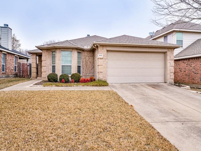 800 Mahogany Drive, Anna TX 75409 - Photo 2