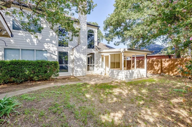 519 Deerwood Drive, Burleson TX 76028 - Photo 38