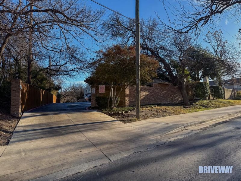 7450 Holly Hill Drive # 103, Dallas TX 75231 - Photo 34