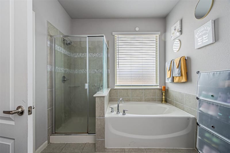 1128 Goldenrod Drive, Godley TX 76044 - Photo 22