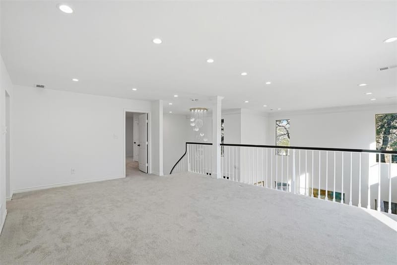 2 Parliament Place, Dallas TX 75225 - Photo 16