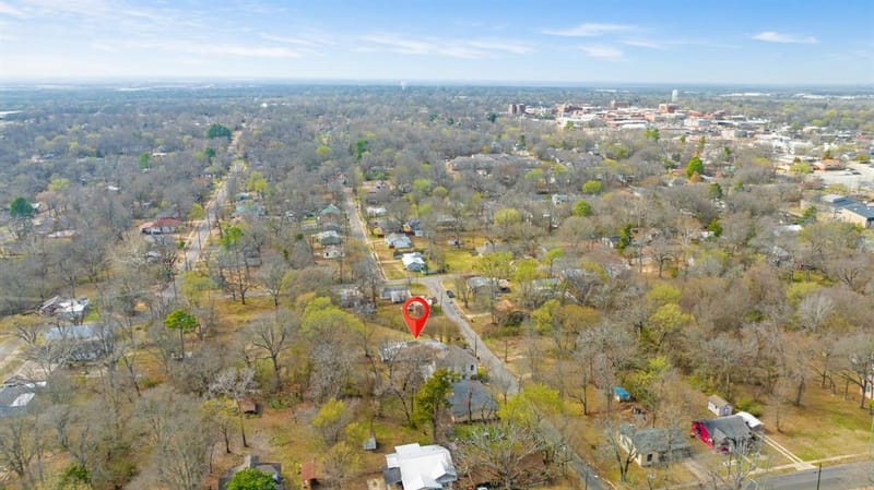 1080 Hearon Street E, Paris TX 75460 - Photo 32