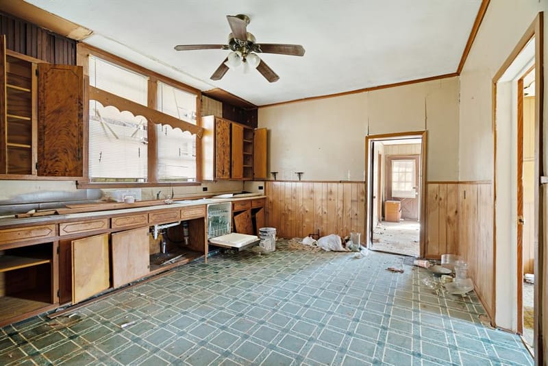 1080 Hearon Street E, Paris TX 75460 - Photo 11