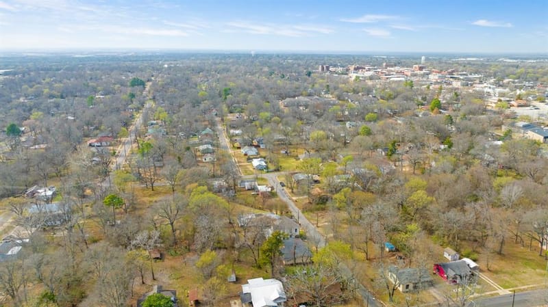1080 Hearon Street E, Paris TX 75460 - Photo 31