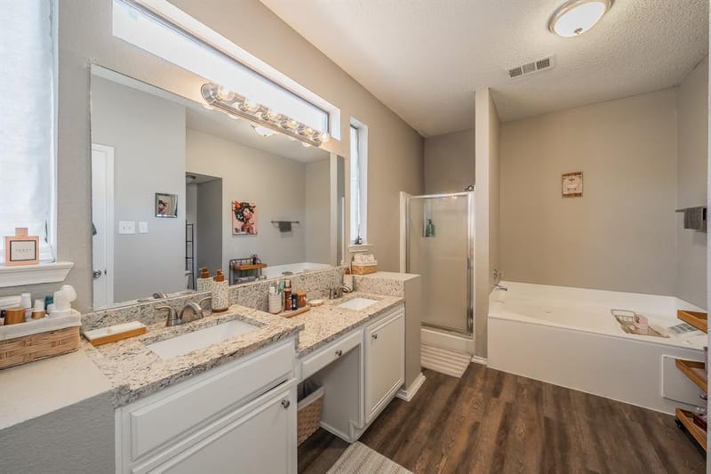 2322 Wilmette Drive, Arlington TX 76018 - Photo 16