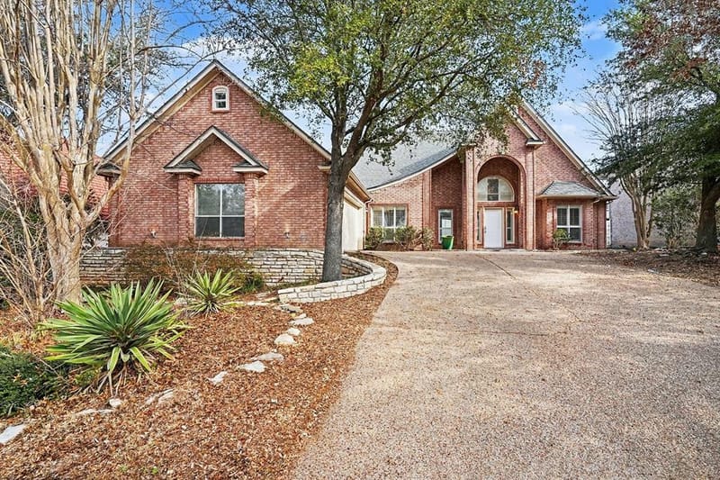 7006 Stone Bluff Court, Granbury TX 76048 - Photo 3