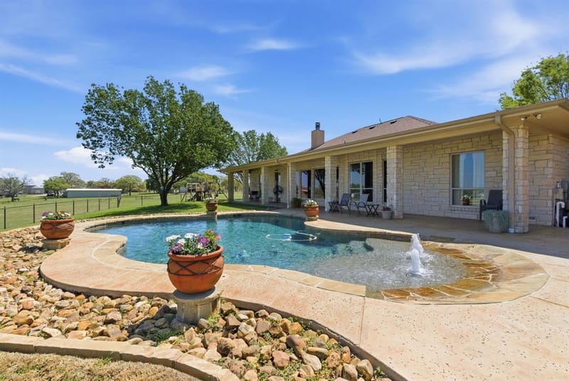 3601 Springfield Road, Springtown TX 76082 - Photo 6