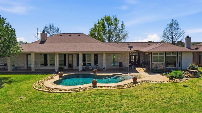 3601 Springfield Road, Springtown TX 76082 - Photo 36