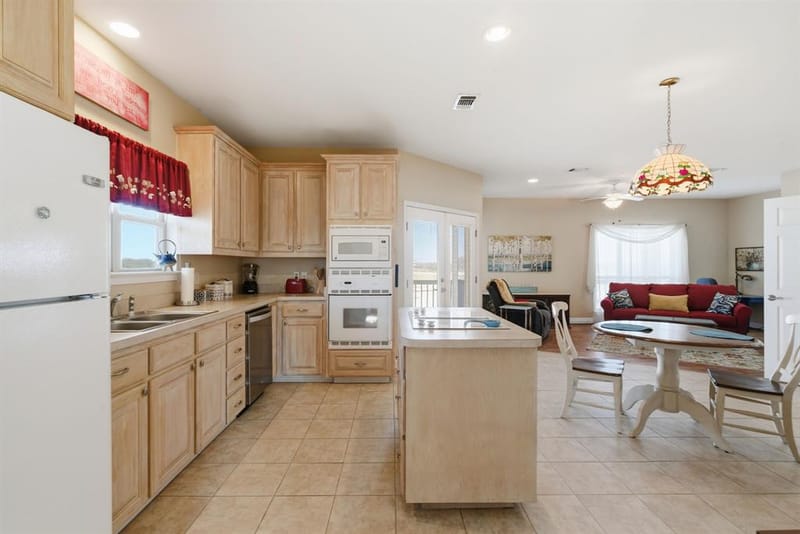 3601 Springfield Road, Springtown TX 76082 - Photo 20