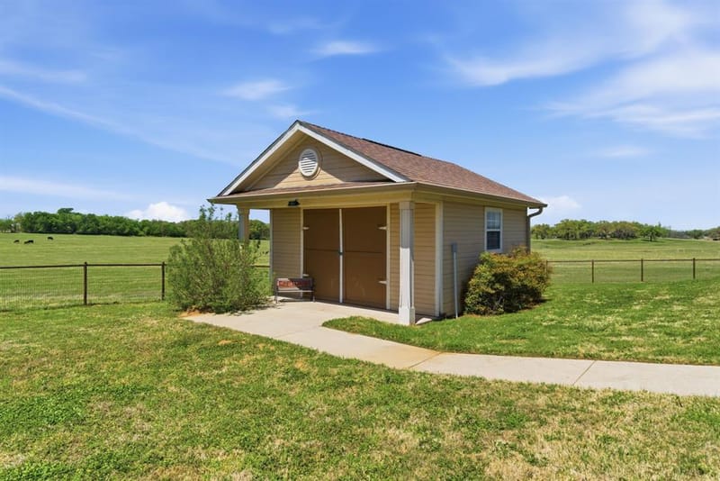 3601 Springfield Road, Springtown TX 76082 - Photo 38