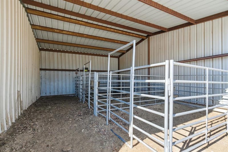 3601 Springfield Road, Springtown TX 76082 - Photo 25