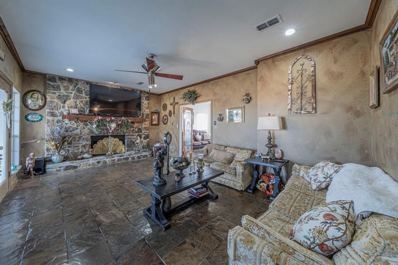 6438 FM 4, Cleburne TX 76044 - Photo 4