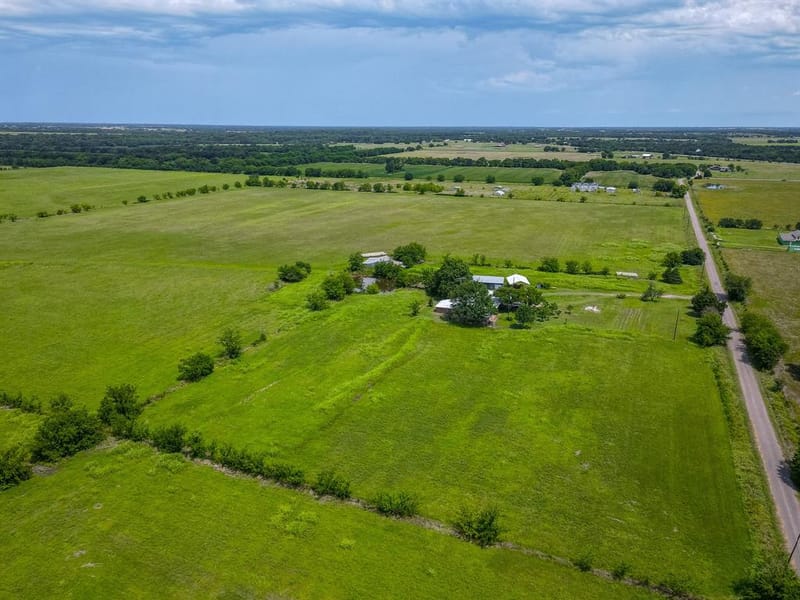 6482 County Road 4700, Commerce TX 75428 - Photo 14