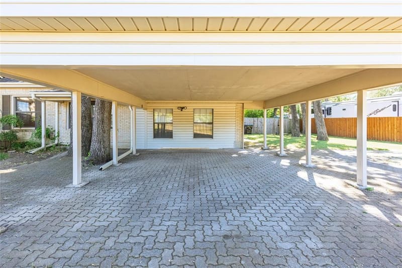 6304 Joe Ramsey Boulevard E, Greenville TX 75402 - Photo 6