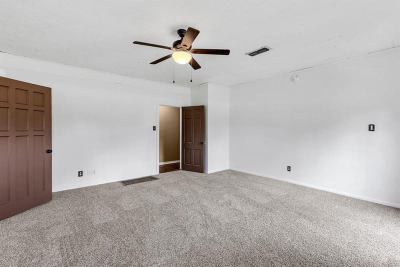 6304 Joe Ramsey Boulevard E, Greenville TX 75402 - Photo 17