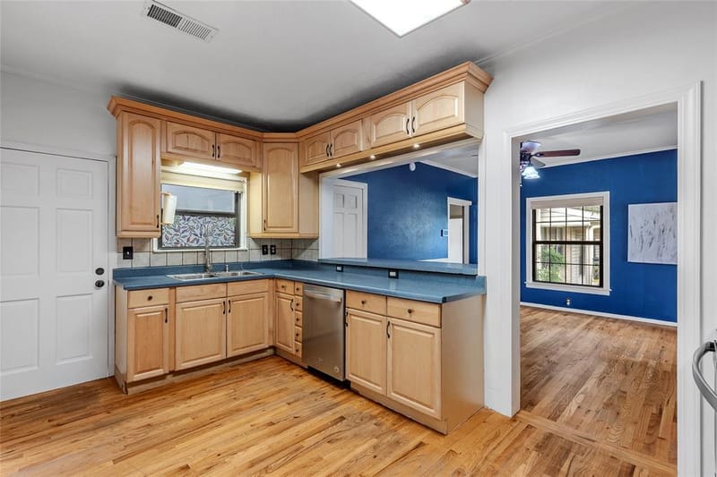 6304 Joe Ramsey Boulevard E, Greenville TX 75402 - Photo 11