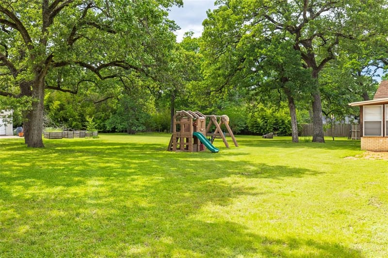 6304 Joe Ramsey Boulevard E, Greenville TX 75402 - Photo 31