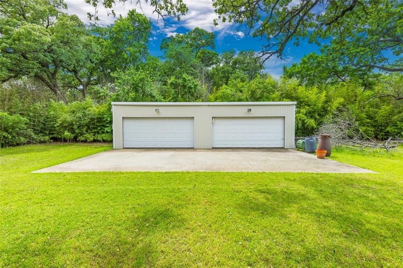 6304 Joe Ramsey Boulevard E, Greenville TX 75402 - Photo 29