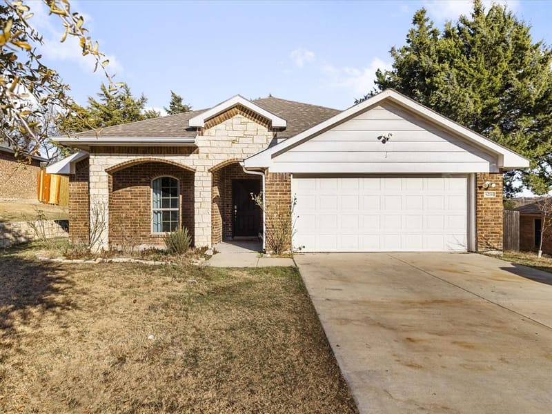 6214 Teague Drive, Dallas TX 75241 - Photo 2