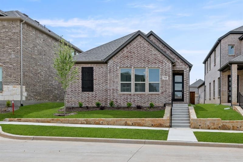 1540 Euclid Alley, Corinth TX 76208