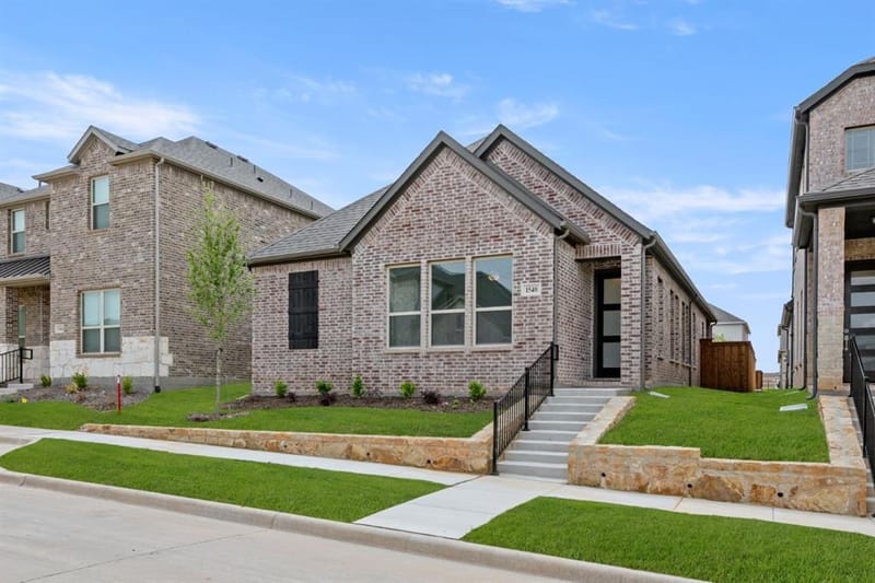 1540 Euclid Alley, Corinth TX 76208 - Photo 9