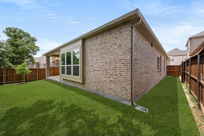 1616 Olympia Avenue, Corinth TX 76208 - Photo 26
