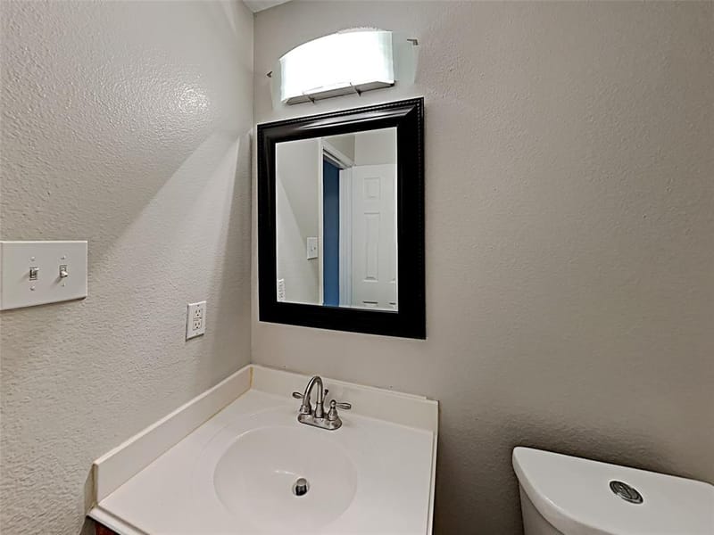 617 Oak Hollow Trail, Saginaw TX 76179 - Photo 6