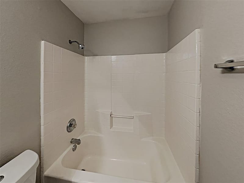 617 Oak Hollow Trail, Saginaw TX 76179 - Photo 7