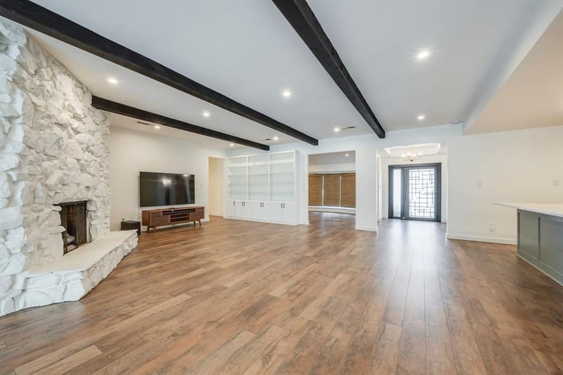 501 N Havenwood Lane, Fort Worth TX 76112 - Photo 5