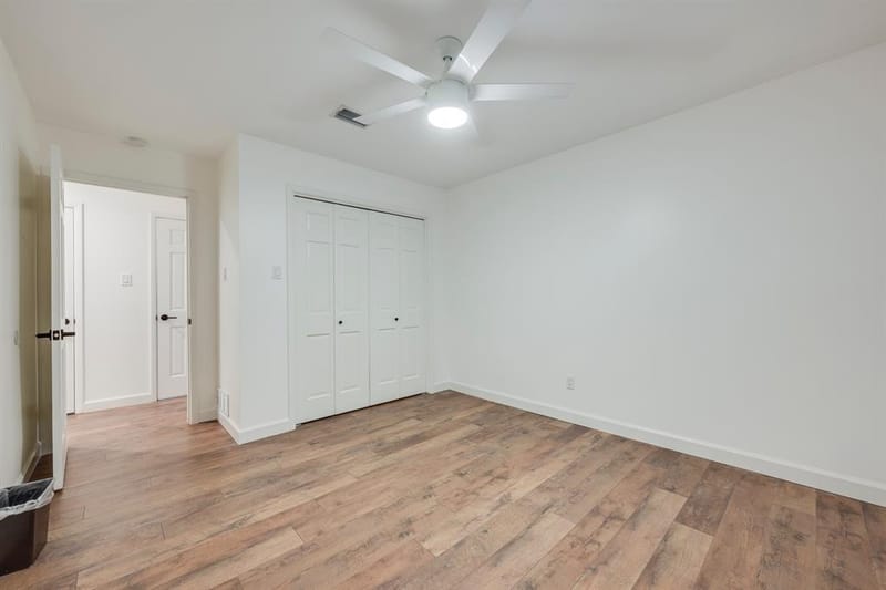 501 N Havenwood Lane, Fort Worth TX 76112 - Photo 31