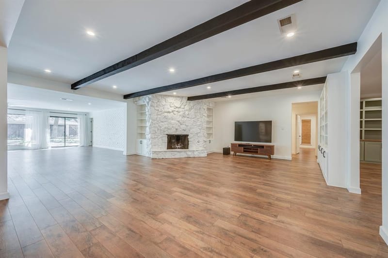 501 N Havenwood Lane, Fort Worth TX 76112 - Photo 8