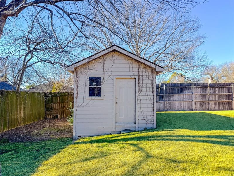 2013 Glenwood Circle, Corsicana TX 75110 - Photo 34