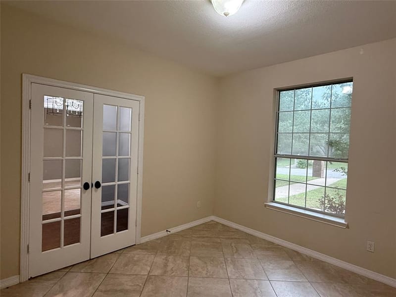 2234 Summer Brook Drive, Weatherford TX 76087 - Photo 7