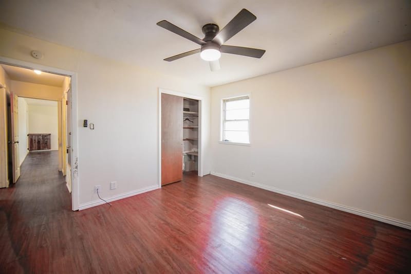 202 N 10th Street, Jacksboro TX 76458 - Photo 10