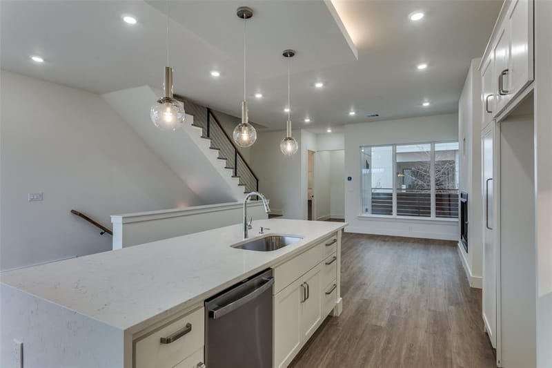 341 College Avenue, Fort Worth TX 76104 - Photo 4