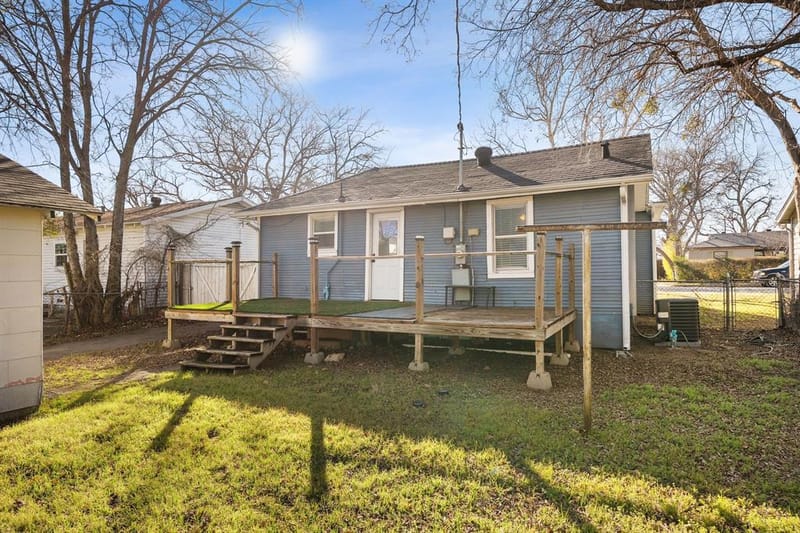 2709 Townsend Drive, Fort Worth TX 76110 - Photo 20