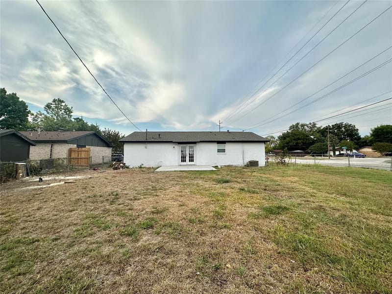 1322 Shorecrest Drive, Garland TX 75040 - Photo 8